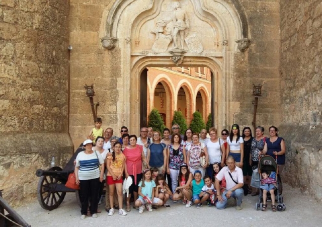  Group of participants 